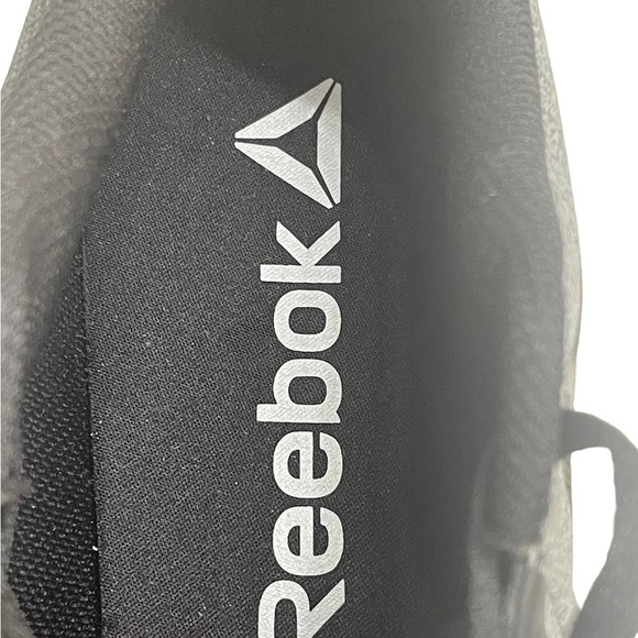 Reebok Mens Hydrorush TR
Black Gray Running Shoes
Sneakers - Size 8 - Picture 13 of 13